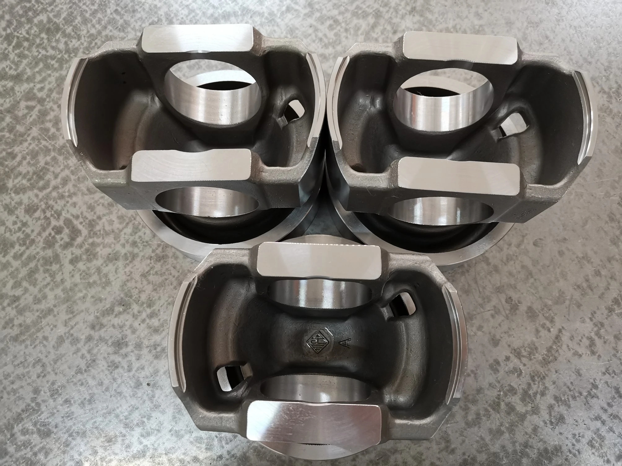 Investment Steel Casting Piston for Commins ISX Diesel Engine Buy